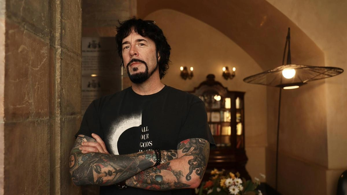 Trilogía «El imperio del vampiro» (2022-2025). Jay Kristoff.